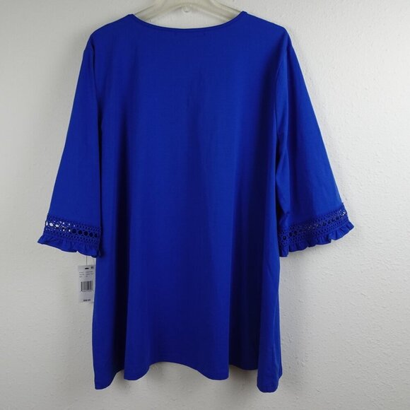 Calessa Embroidered Tunic Top Women's Size 2X Blue Loose Fit V-Neck - Picture 4 of 9